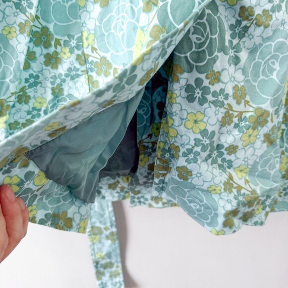 Lane Bryant Lightweight Vintage Floral Button-Up Trench Coat – Size 22/24 - Picture 6 of 10